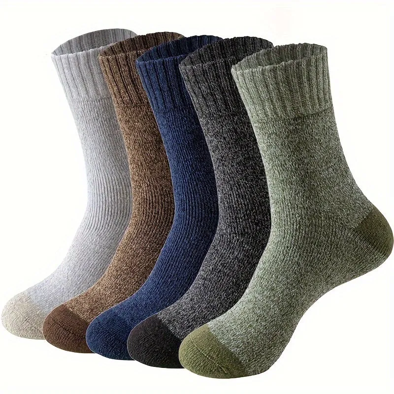 5 Pairs Men's Winter Thickened Fleece Warm Crew Socks, Polyester and Spandex Knit Fabric, Solid Color, Breathable Moisture-Wicking, Non-Binding Elastic Tube Socks