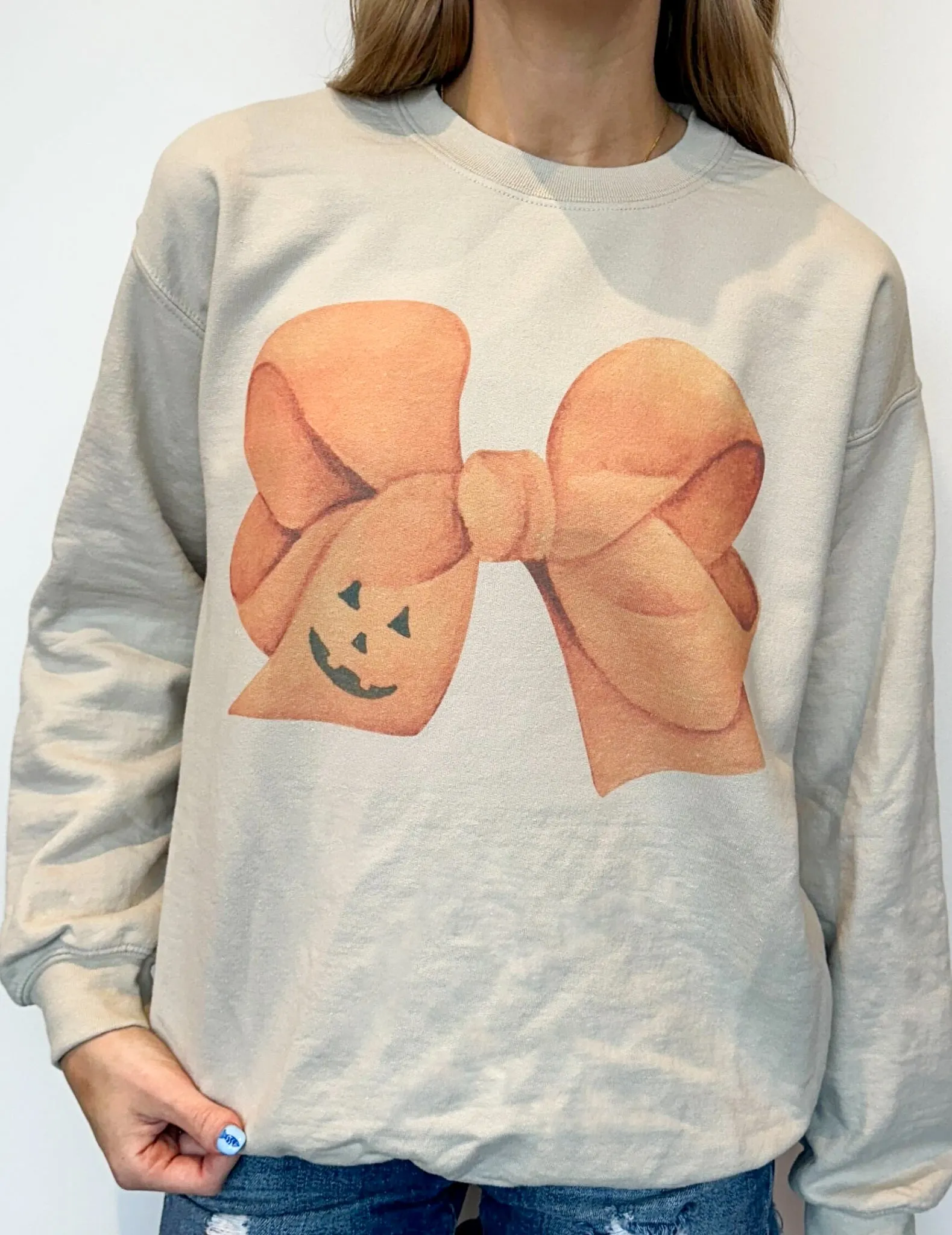 Jack-O-Lantern Bow Graphic Sweatshirt