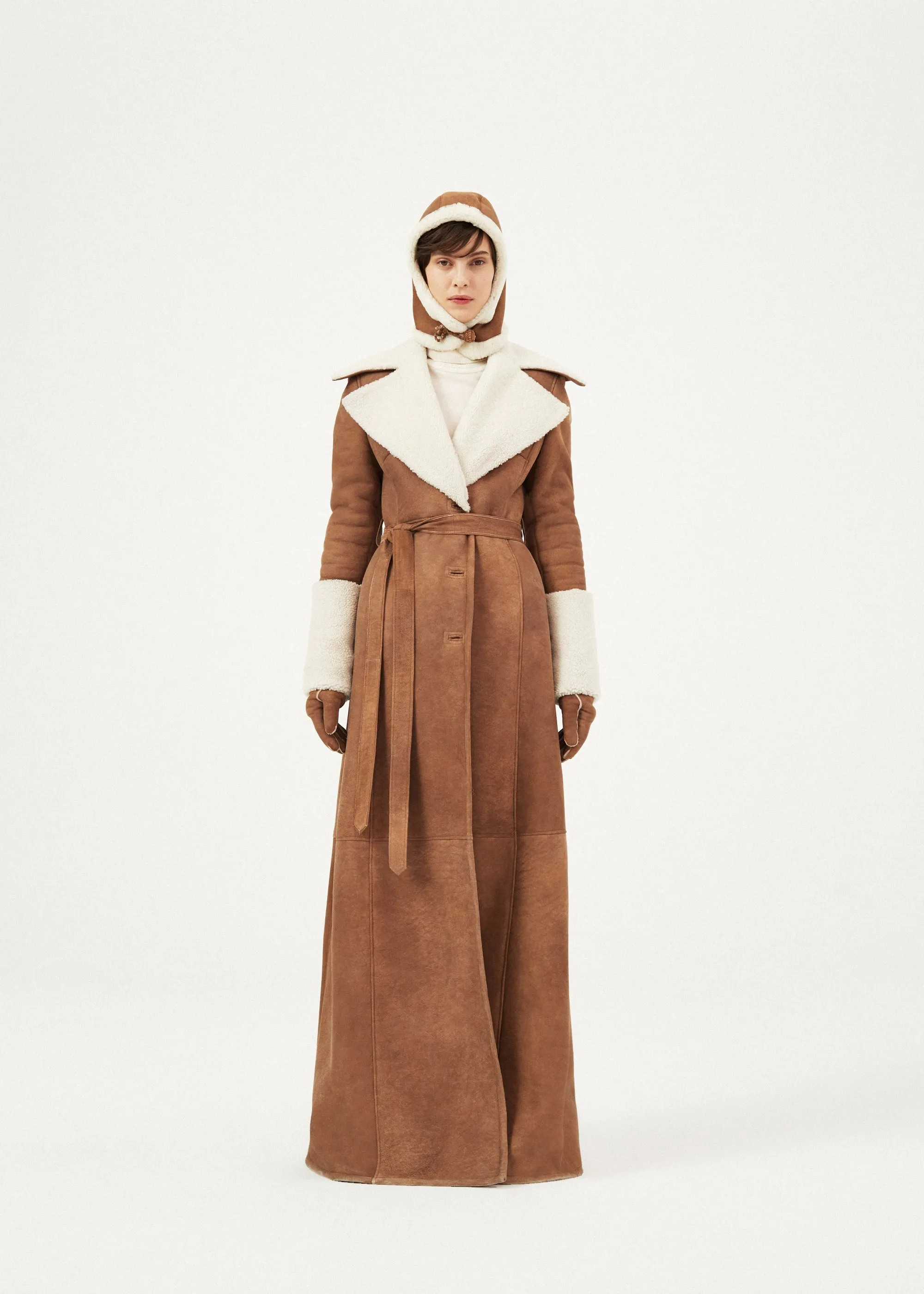 Long shearling belted coat in beige