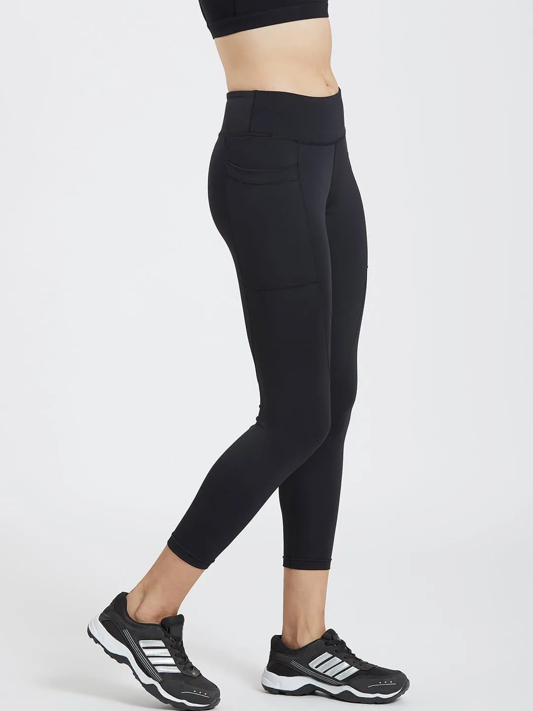 Maxtreme Power me Black Full Length Pocket Leggings