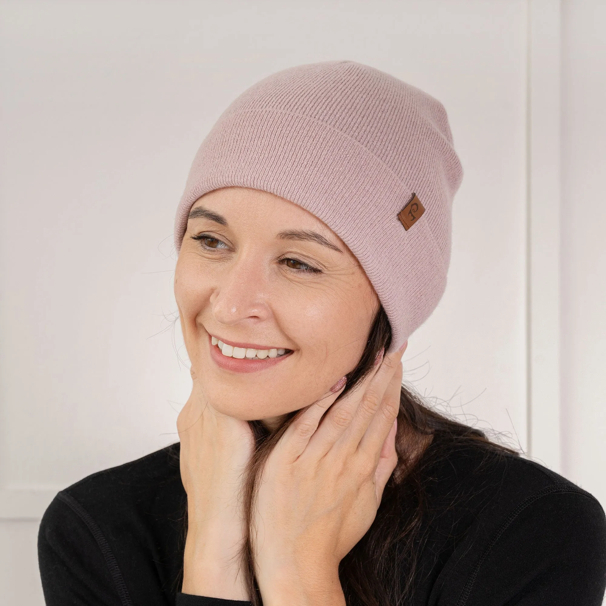 MENIQUE Women's Knit Beanie Cashmere Blend