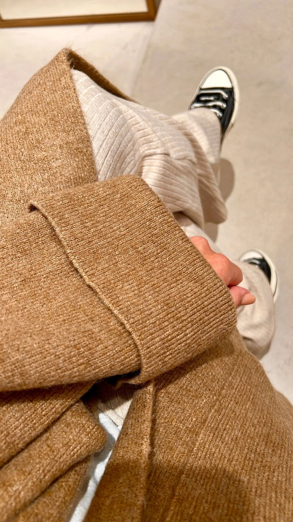 OVERSIZED KNIT COAT WITH BELT CAMEL