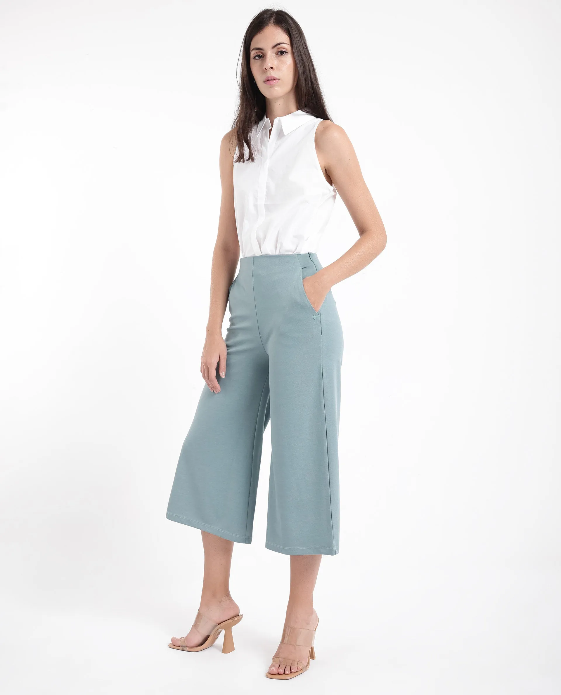 Rareism Women Shoyo Light Green Polyester Fabric Zip Closure Flared Fit Plain Midi Culottes