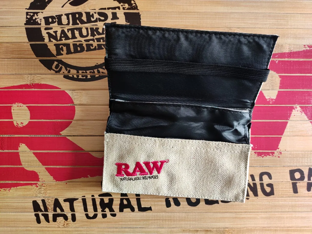 Raw Smoking Hemp Wallet