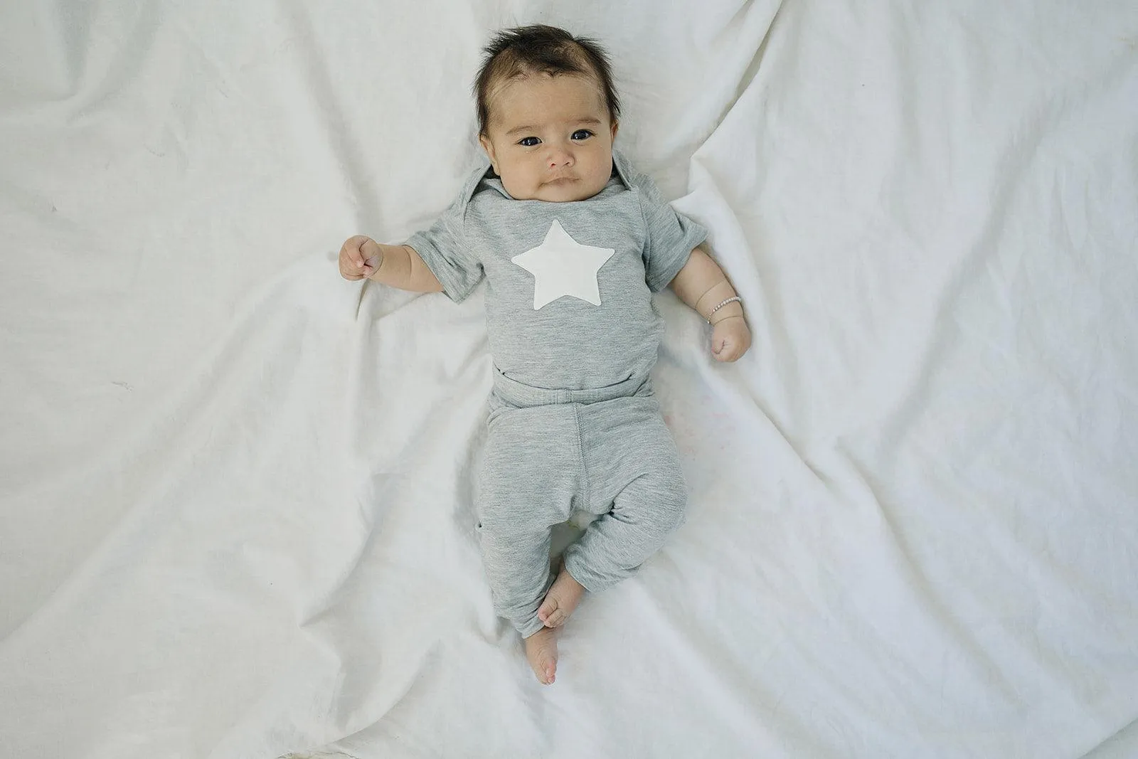 Short Sleeve Bamboo Embroidery Onesie