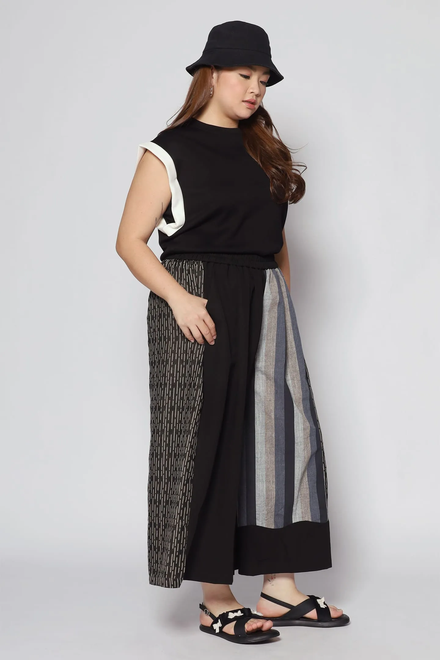 Soh Culottes in Black