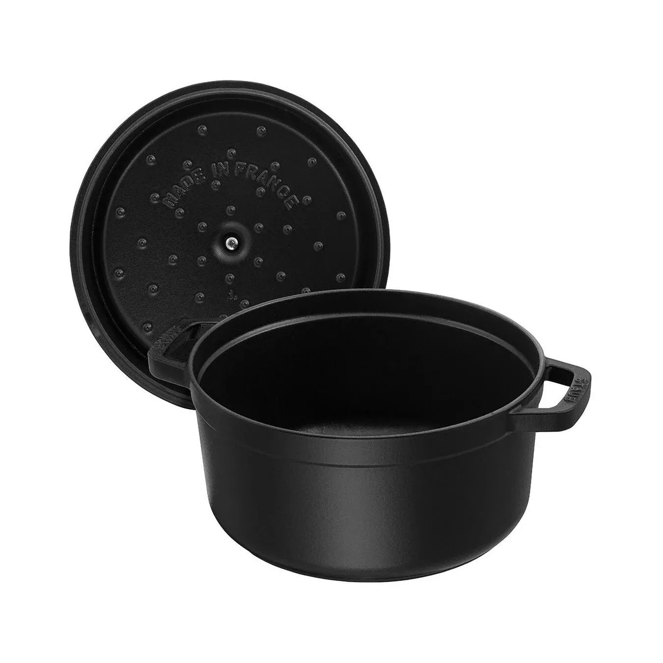 Staub 7 QT Cocotte - Black