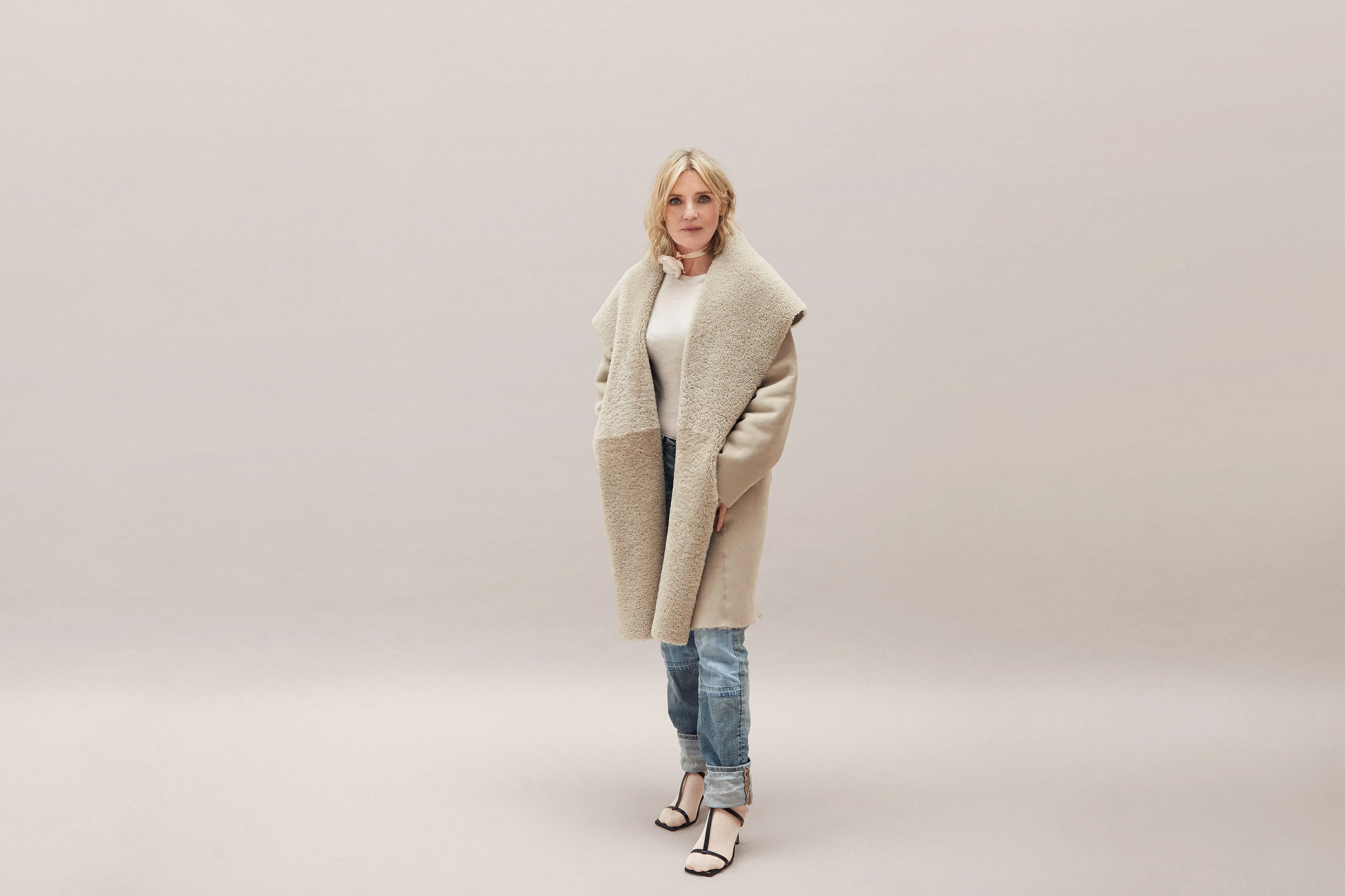 Stone Large Collar Shearling Coat