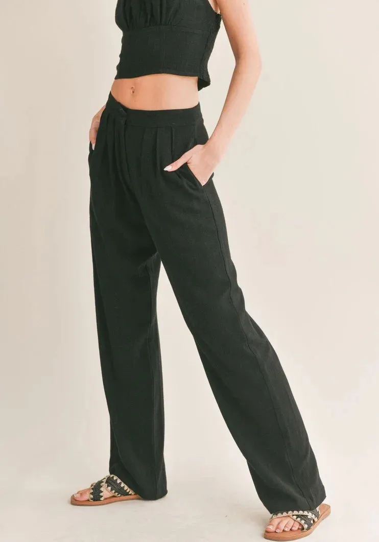 The At Ease Linen Blend Pleated Trouser