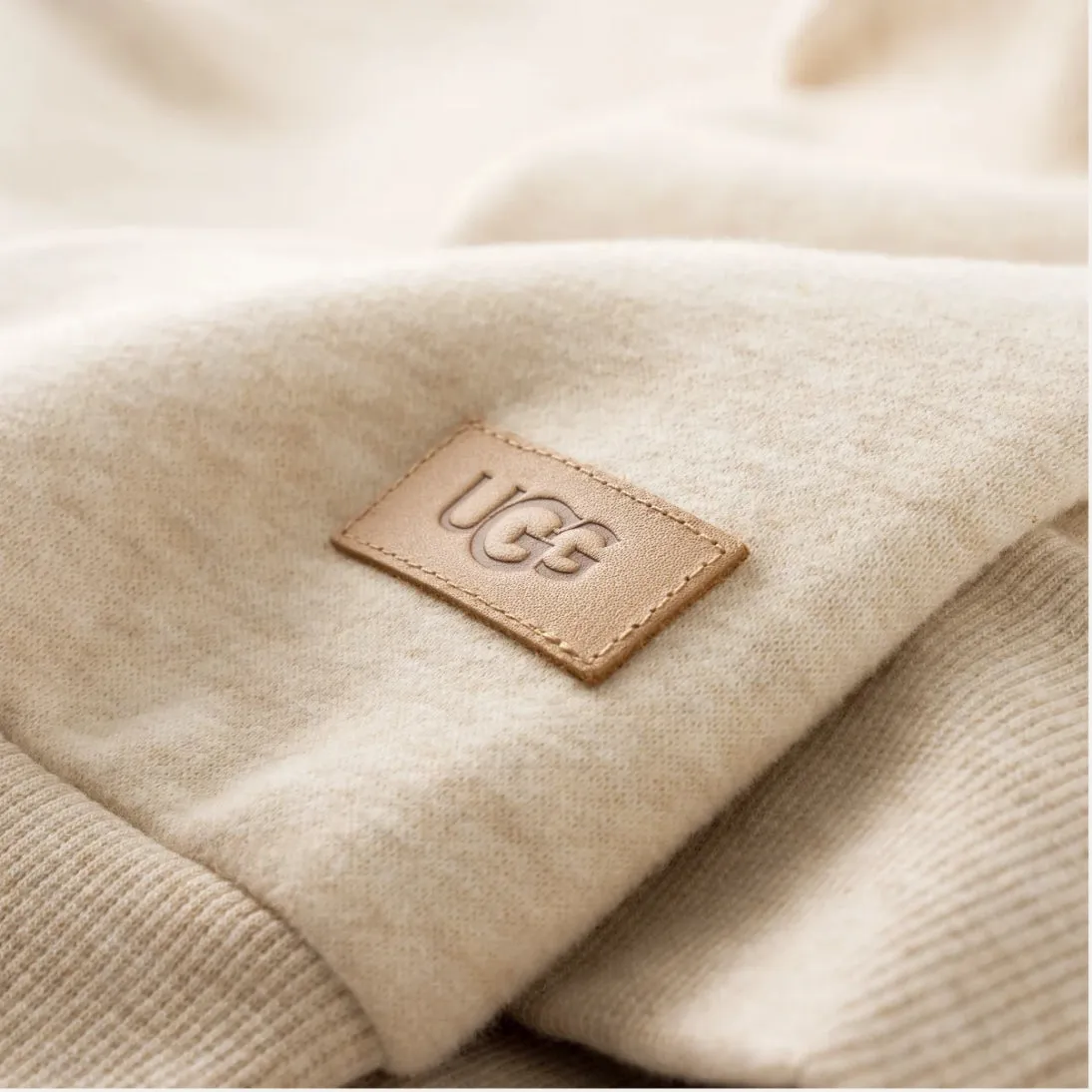 UGG Classic Hoodie Sand 1158751 Unisex