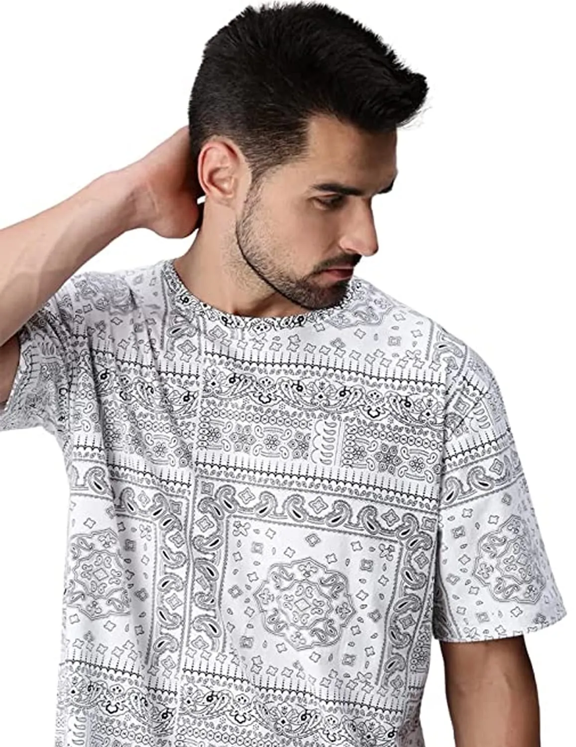 Veirdo® Oversized Loose Fit Relaxed Wide Fit Cotton Paisley Half Sleeves White Colour T-Shirt for Mens & Boys, Attractive Stylish Bandana Print Designed T Shirts for Men & Boys