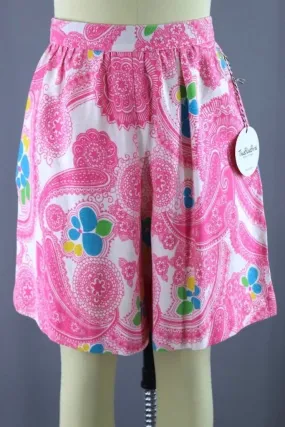 Vintage Mod Pink Paisley Print Shorts Culottes