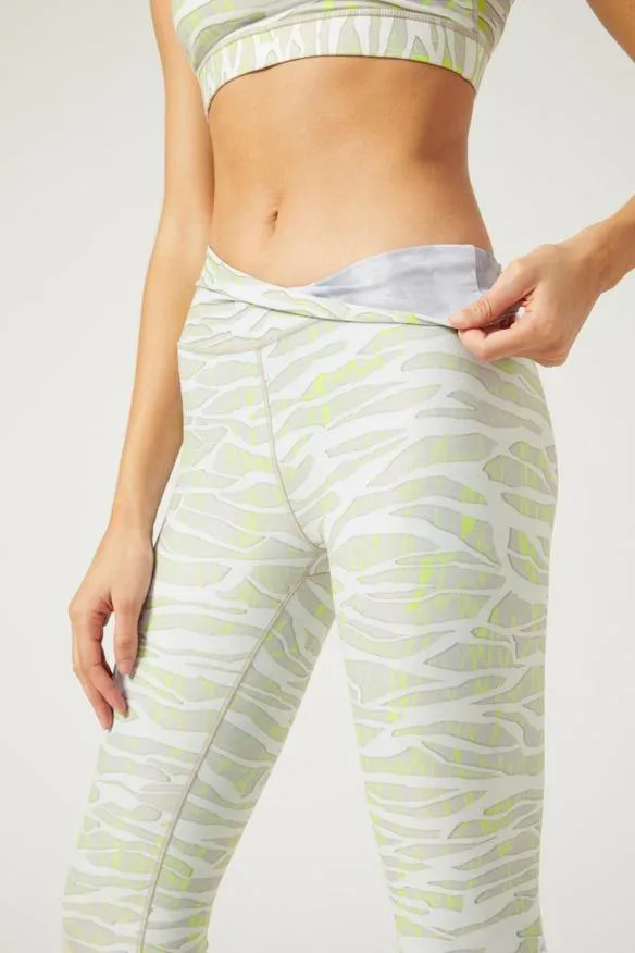 Wear It To Heart Downtown Zebra White Reversible Legging