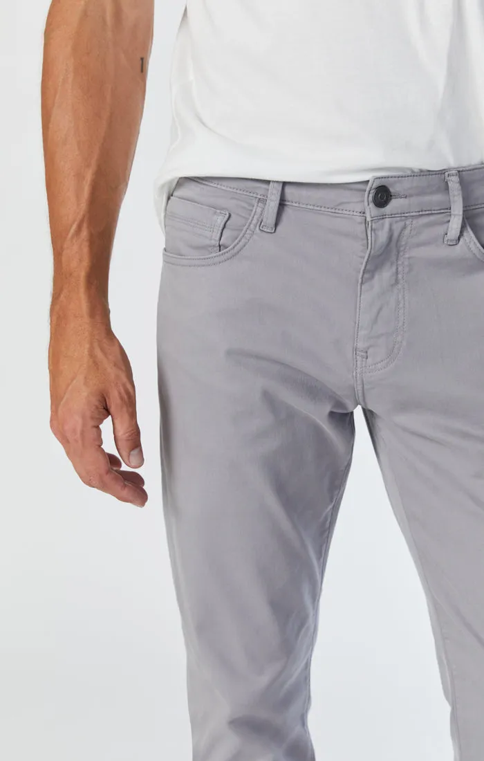 ZACH STRAIGHT LEG PANTS IN GRAPHITE TWILL